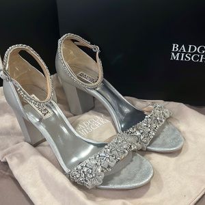 Badgley Mischka Womens 7.5